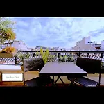 Terrasse Vue Tour Eiffel Paris